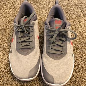 Nike Flex size 8